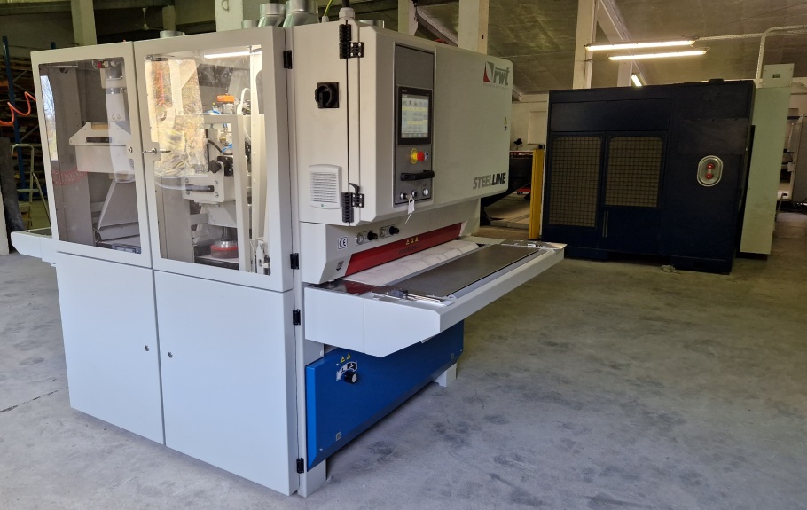 Installation einer Entgratmaschine BSM 1100 RDA in der Region Karlsbad